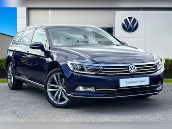 Used Volkswagen Passat 2019 for sale - 79073203: Photo