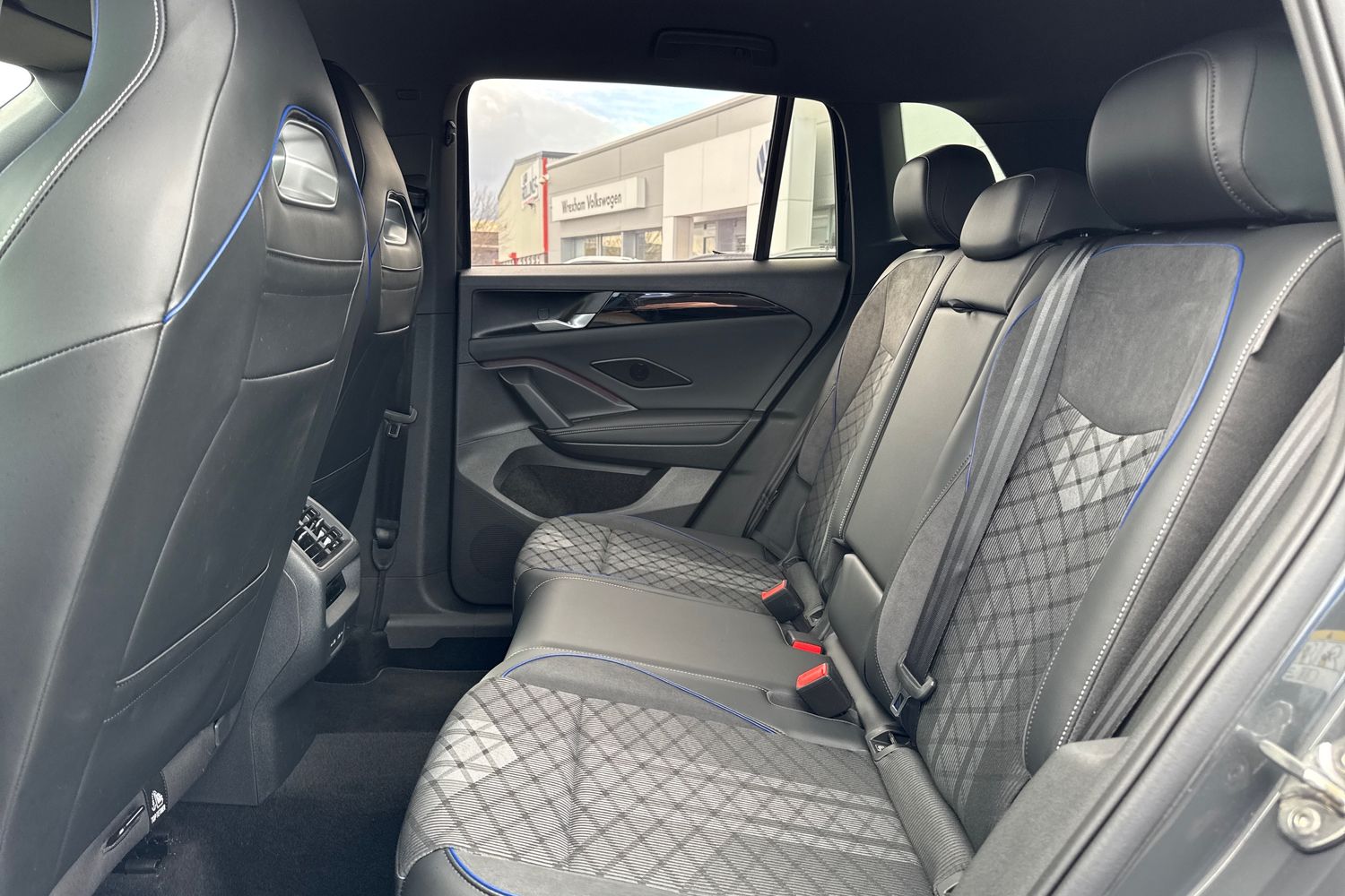 Used Volkswagen Tiguan 2025 for sale - 77675120: Photo 33