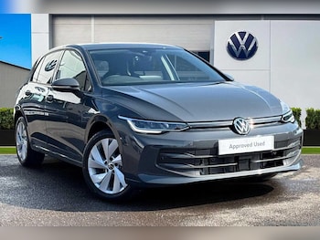 Used Volkswagen Golf 2024 for sale - 78029420: Photo