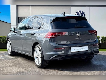 Used Volkswagen Golf 2024 for sale - 78029420: Photo