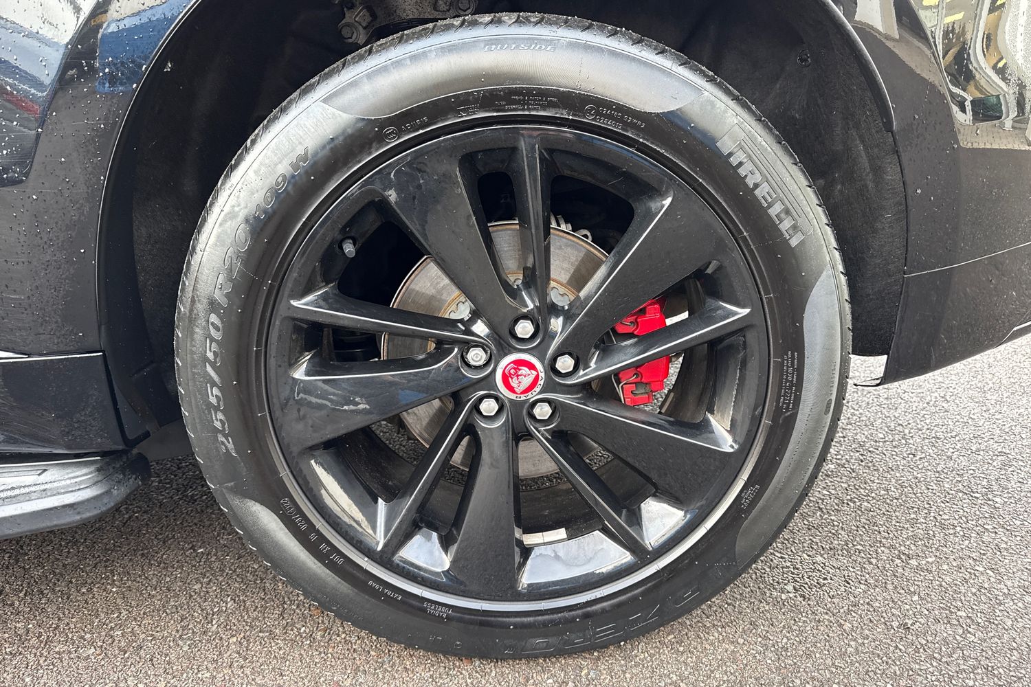 Used Jaguar F-Pace 2023 for sale - 76836296: Photo 11