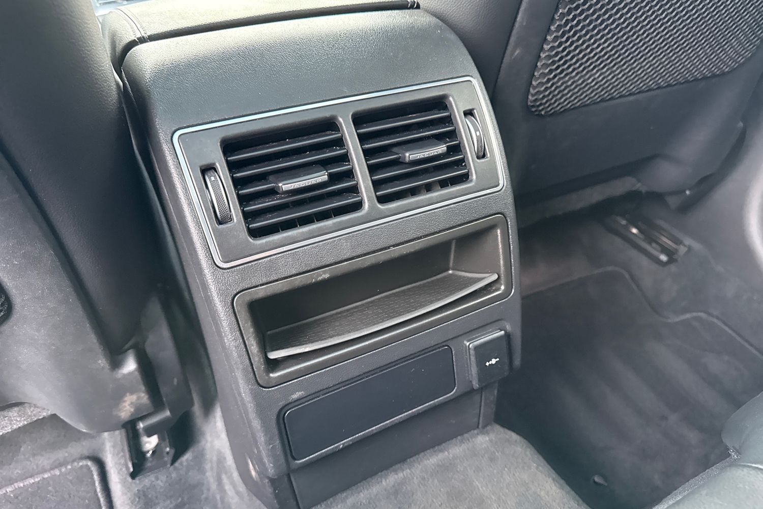 Used Jaguar F-Pace 2023 for sale - 76836296: Photo 37