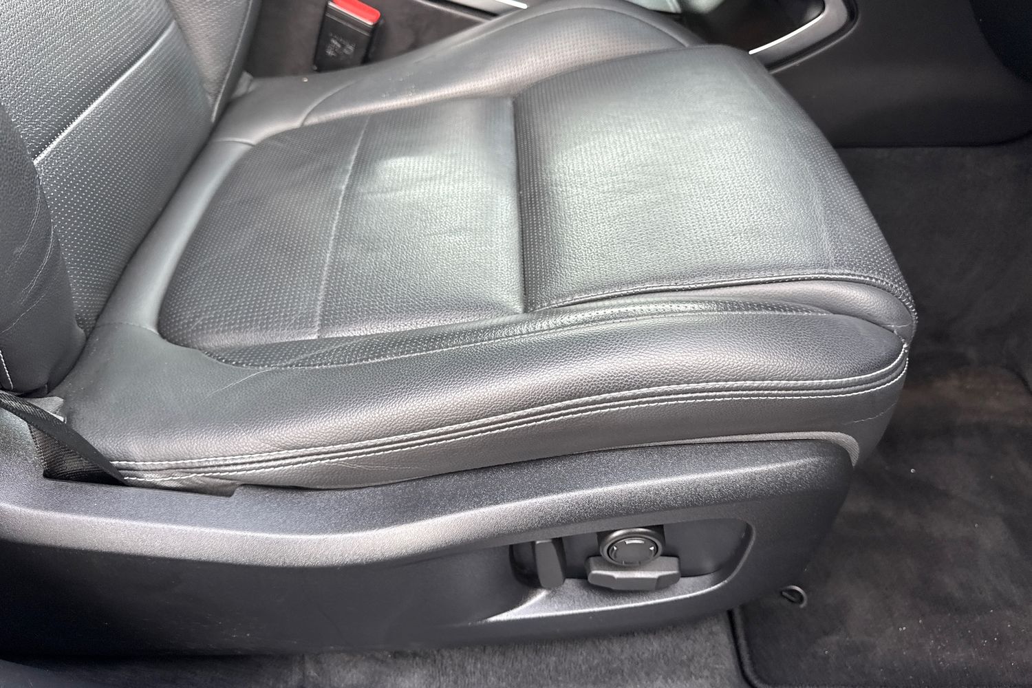 Used Jaguar F-Pace 2023 for sale - 76836296: Photo 40