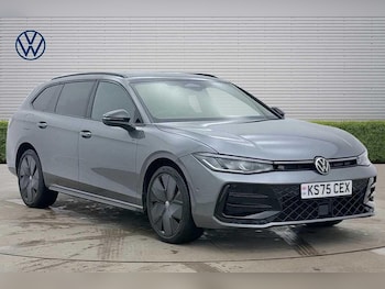 Used Volkswagen Passat 2025 for sale - 78359400: Photo