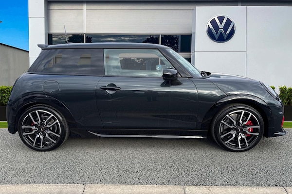 Used MINI Cooper 2025 for sale - 76311056: Photo 3