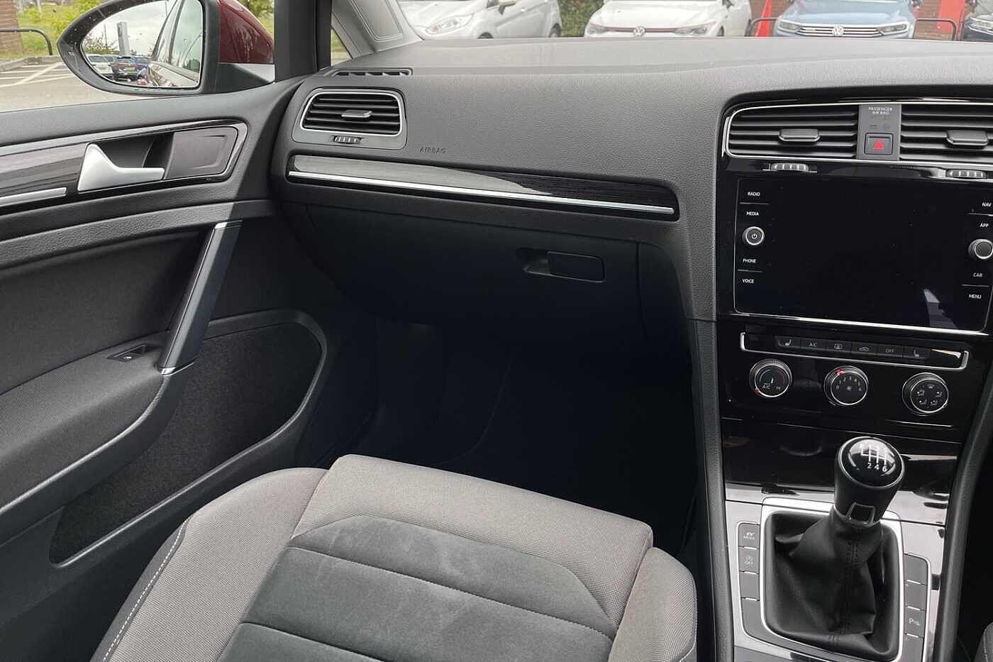 Used Volkswagen Golf 2019 for sale - 77981883: Photo 15