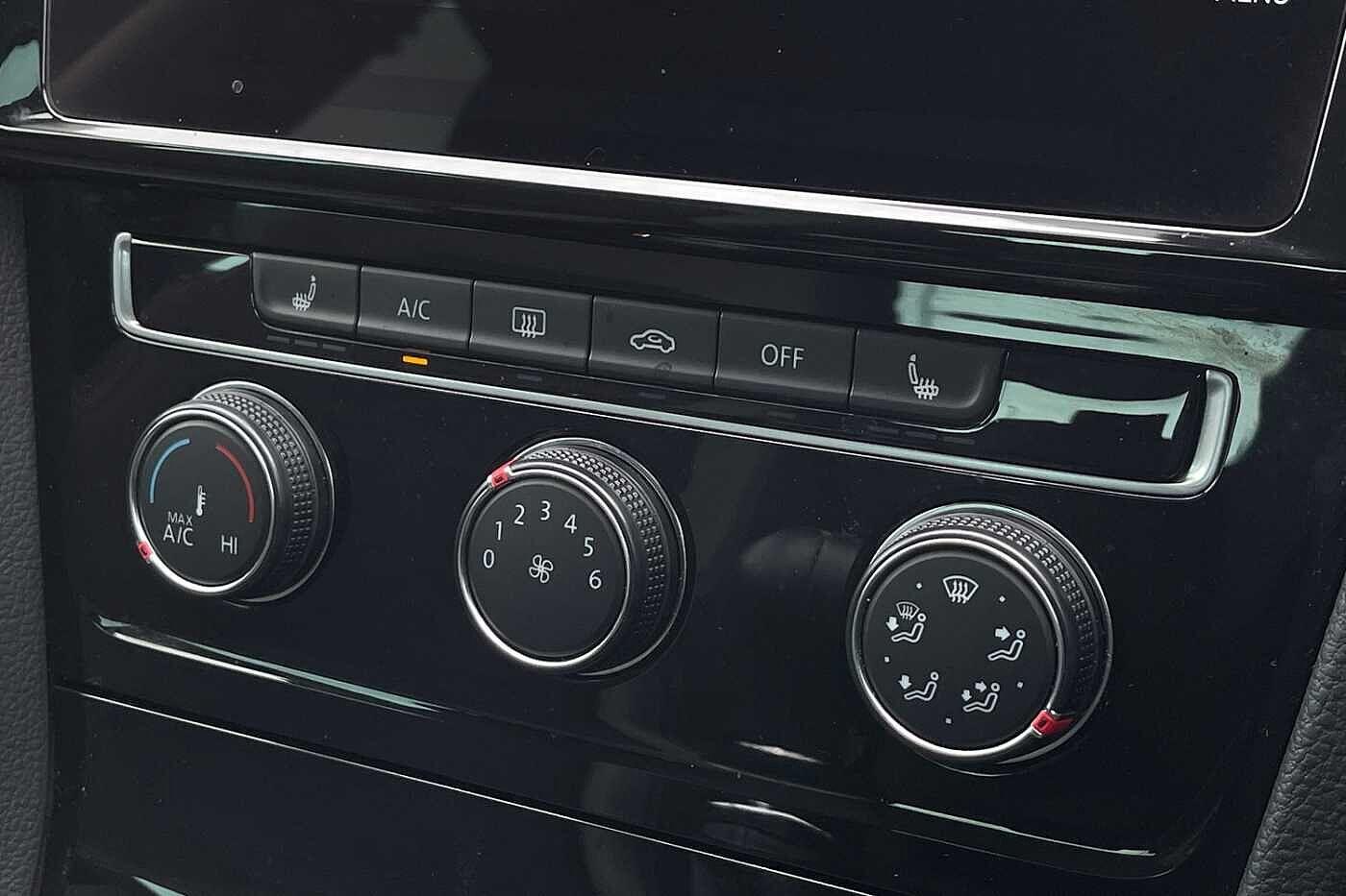 Used Volkswagen Golf 2019 for sale - 77981883: Photo 19