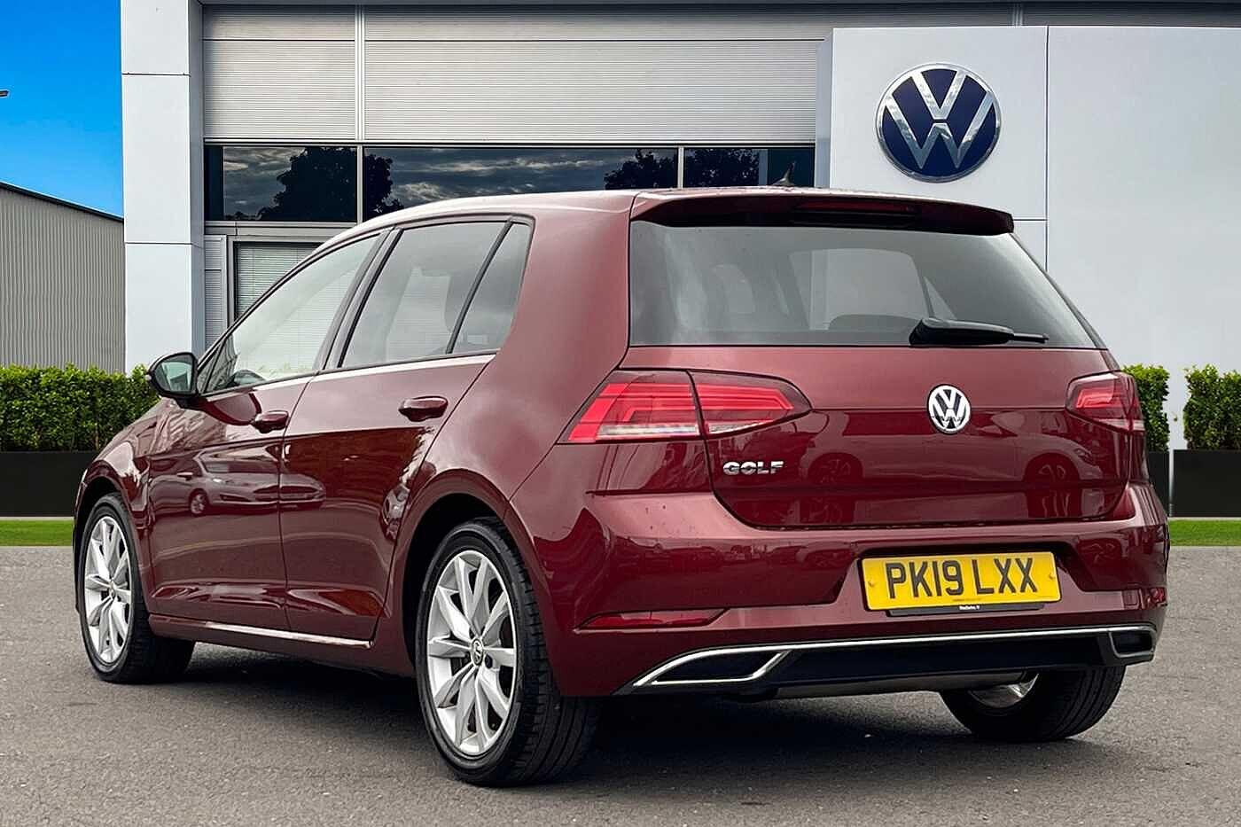 Used Volkswagen Golf 2019 for sale - 77981883: Photo 3