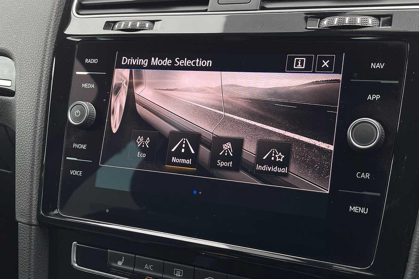 Used Volkswagen Golf 2019 for sale - 77981883: Photo 46