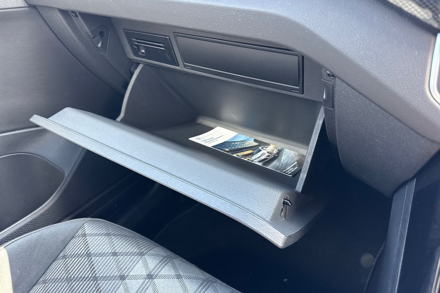 Used Volkswagen T-Cross 2024 for sale - 75662588: Photo 41