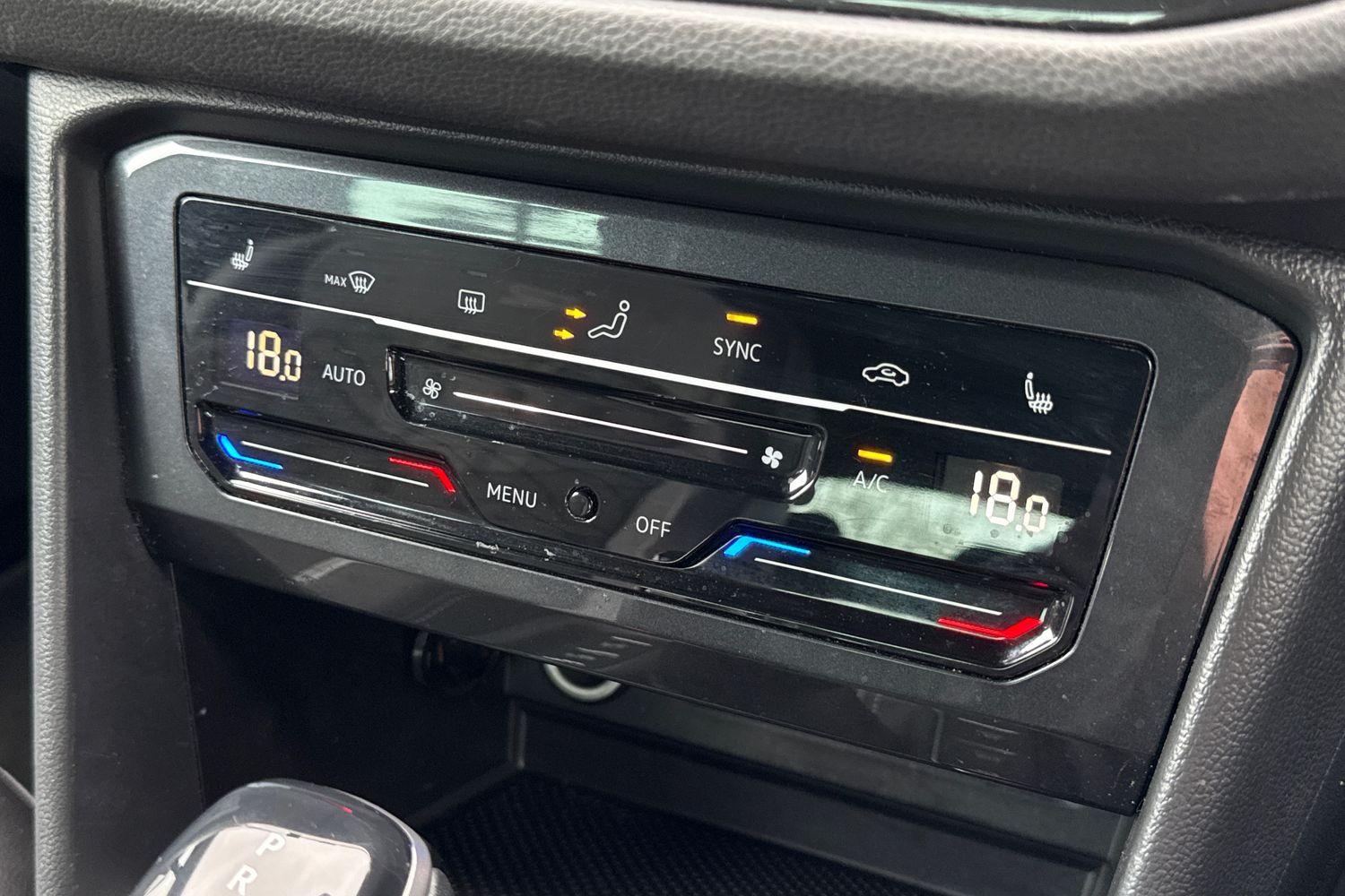 Used Volkswagen Tiguan 2023 for sale - 78001648: Photo 22