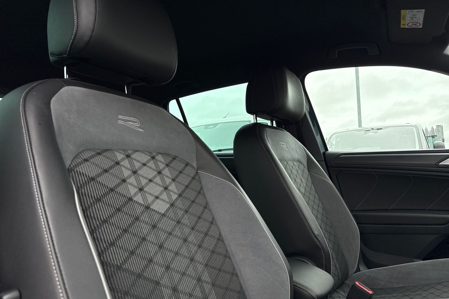 Used Volkswagen Tiguan 2023 for sale - 78001648: Photo 24