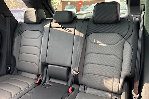 Used Volkswagen Touareg 2023 for sale - 76304784: Photo 19