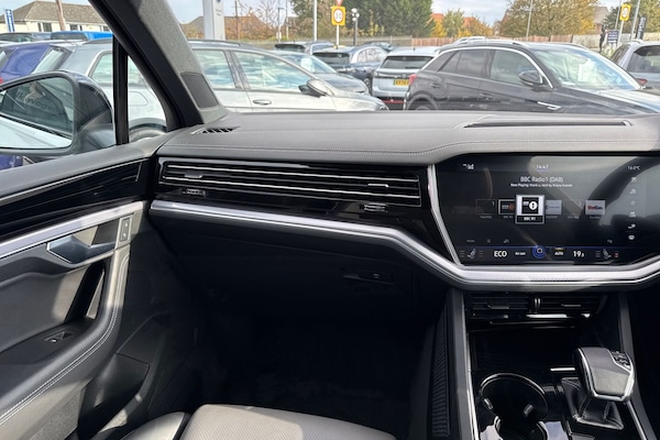 Used Volkswagen Touareg 2023 for sale - 76304784: Photo 20
