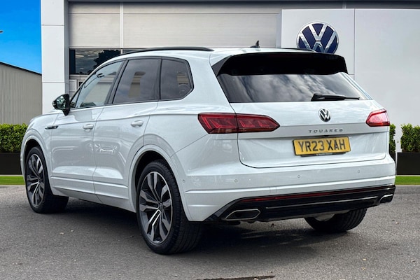 Used Volkswagen Touareg 2023 for sale - 76304784: Photo 2