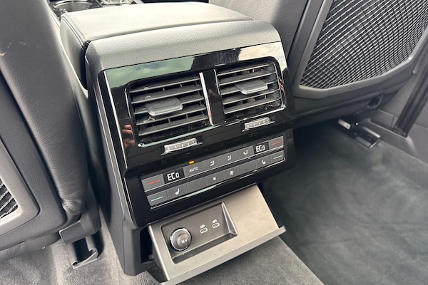 Used Volkswagen Touareg 2023 for sale - 76304784: Photo 40