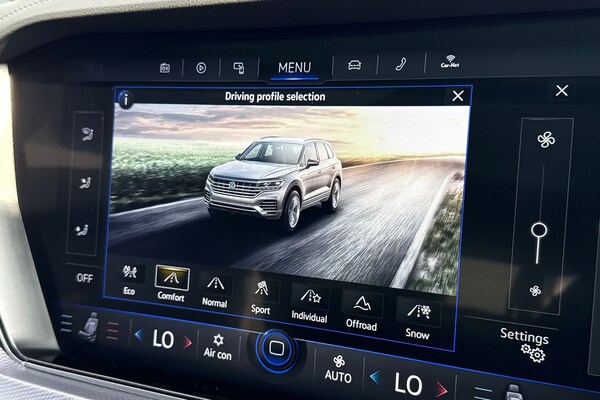 Used Volkswagen Touareg 2023 for sale - 76304784: Photo 56