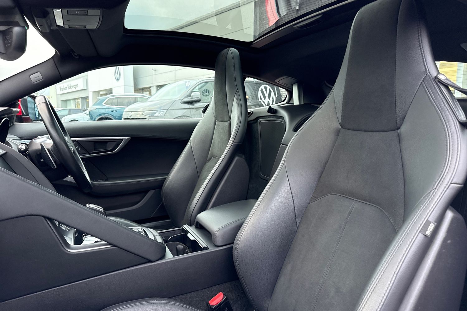 Used Jaguar F-Type 2019 for sale - 77443992: Photo 19