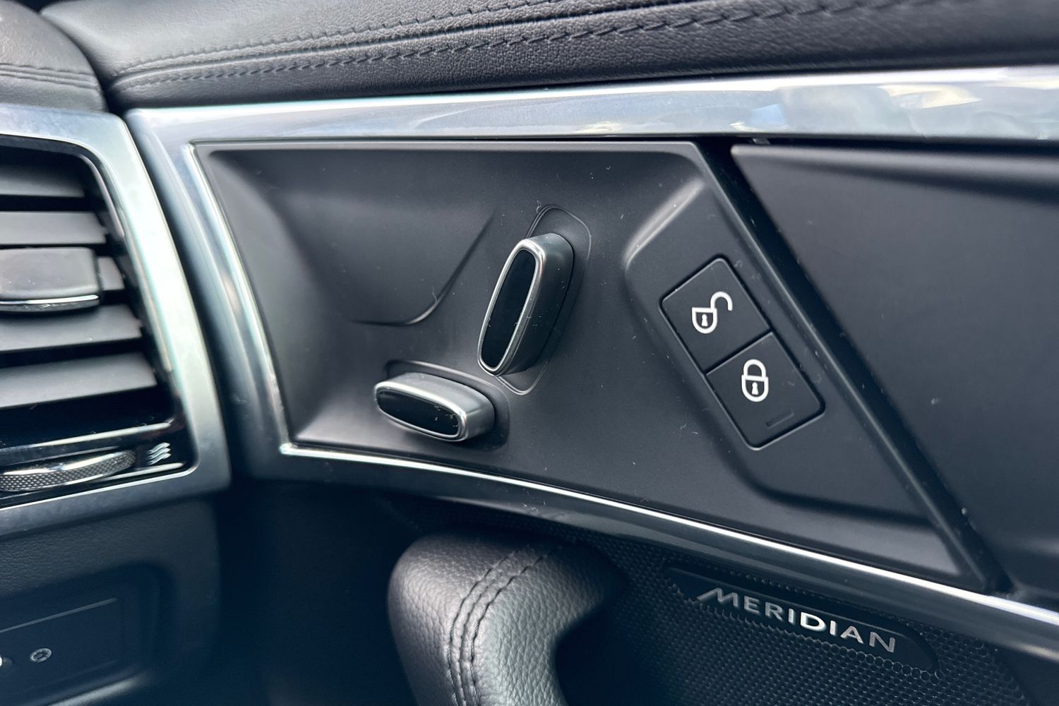 Used Jaguar F-Type 2019 for sale - 77443992: Photo 34