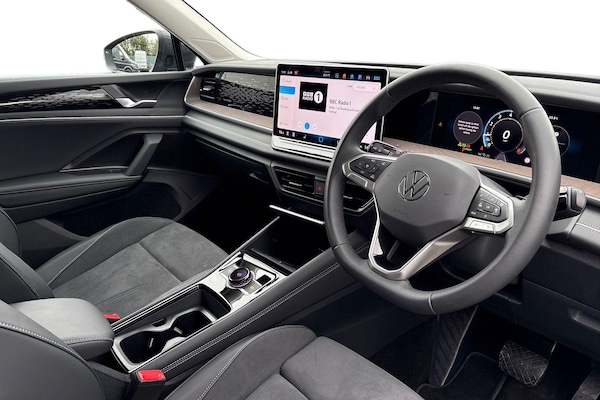 Used Volkswagen Touran 2025 for sale - 75604902: Photo 14