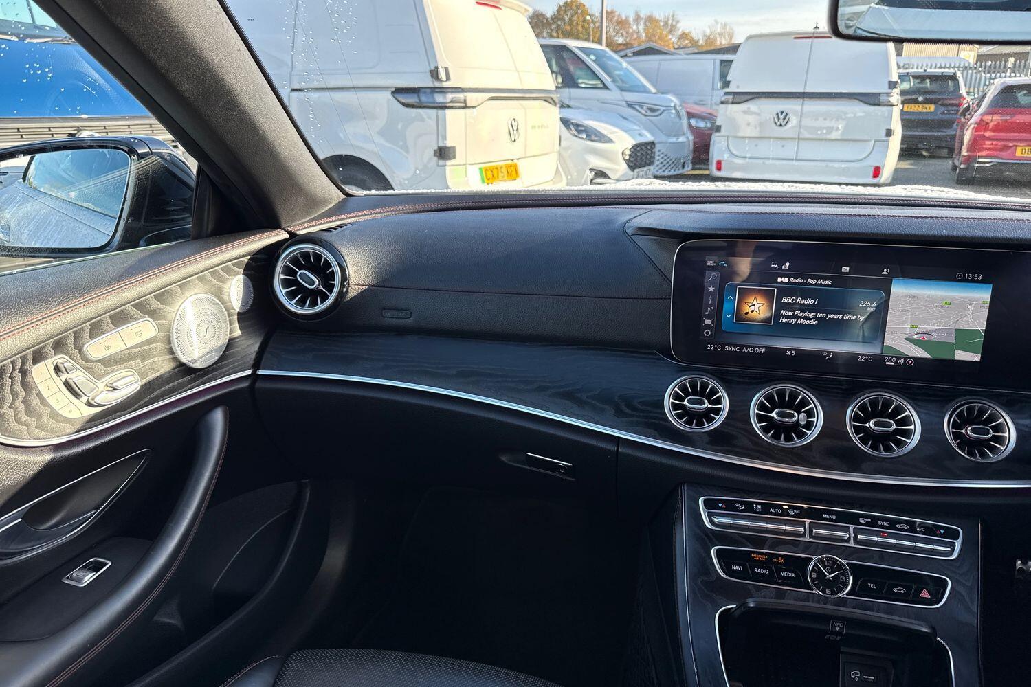 Used Mercedes-Benz E Class 2019 for sale - 76884019: Photo 15