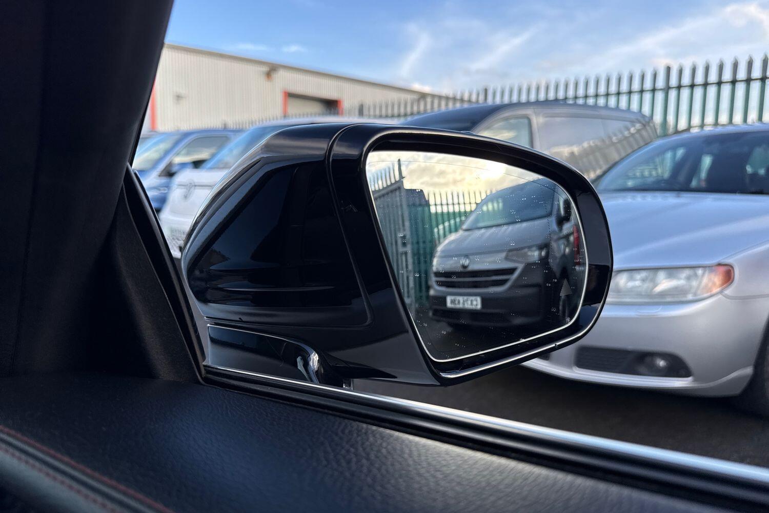 Used Mercedes-Benz E Class 2019 for sale - 76884019: Photo 40