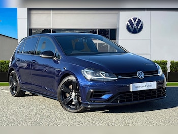 Volkswagen - Golf