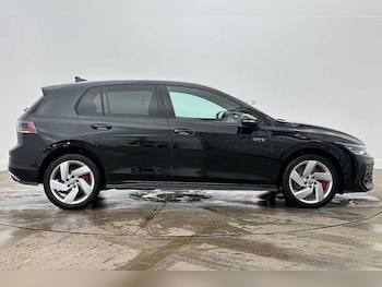 Used Volkswagen Golf 2025 for sale - 78981115: Photo