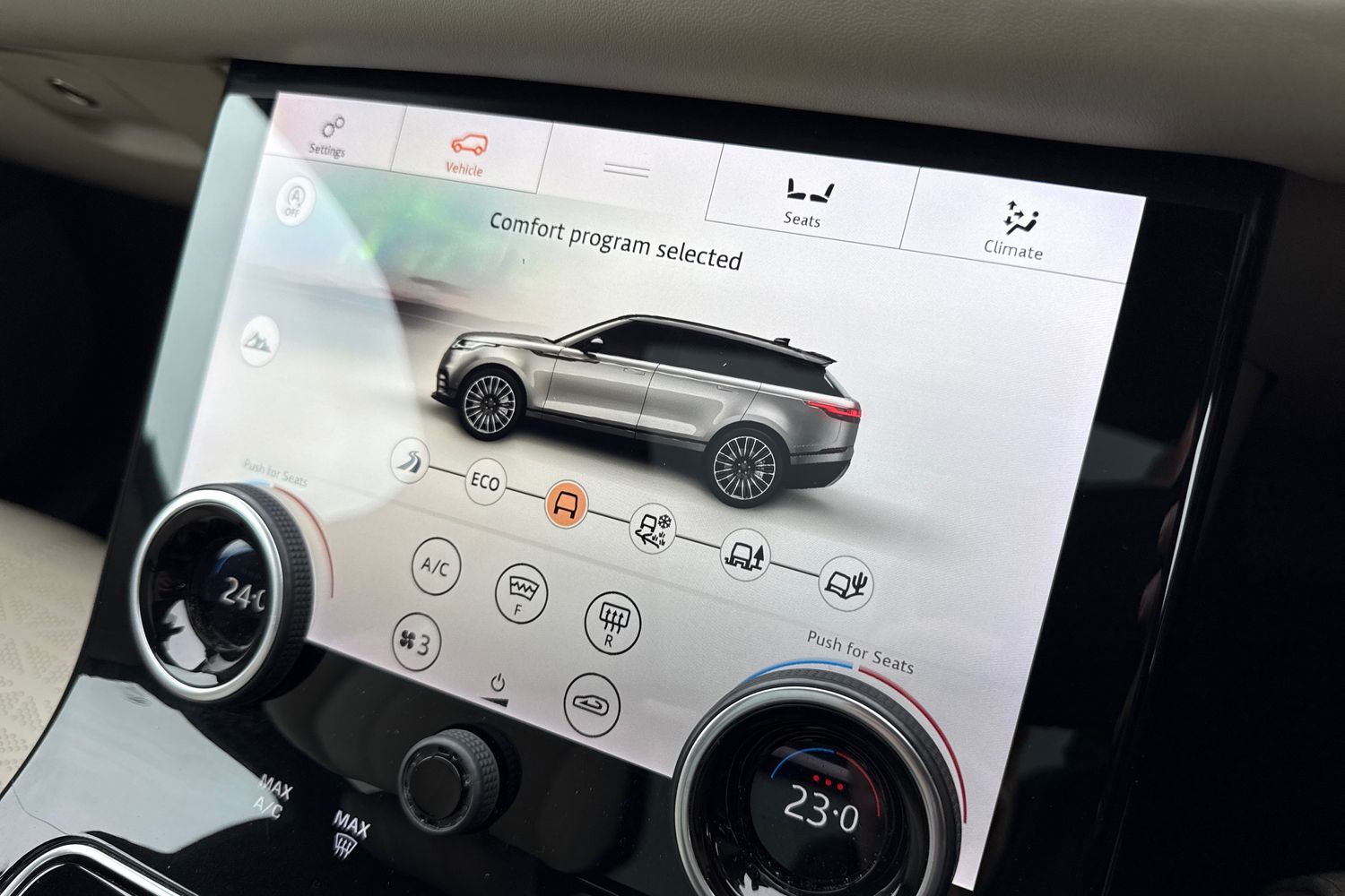 Used Land Rover Range Rover Velar 2019 for sale - 76416794: Photo 48