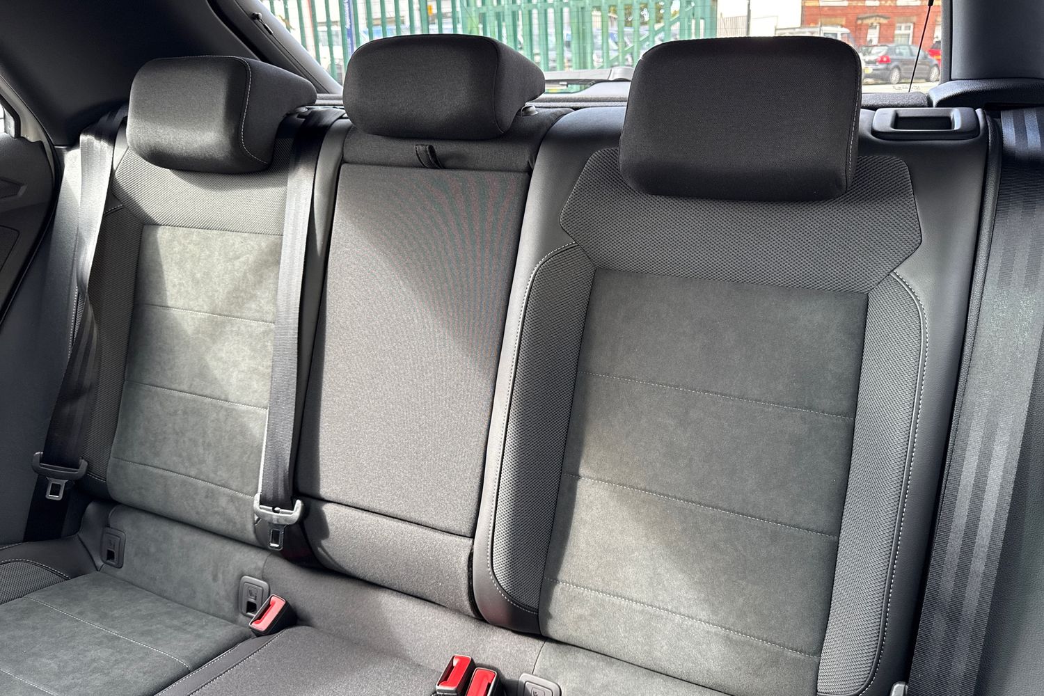 Used Volkswagen T-Roc 2025 for sale - 75970681: Photo 18