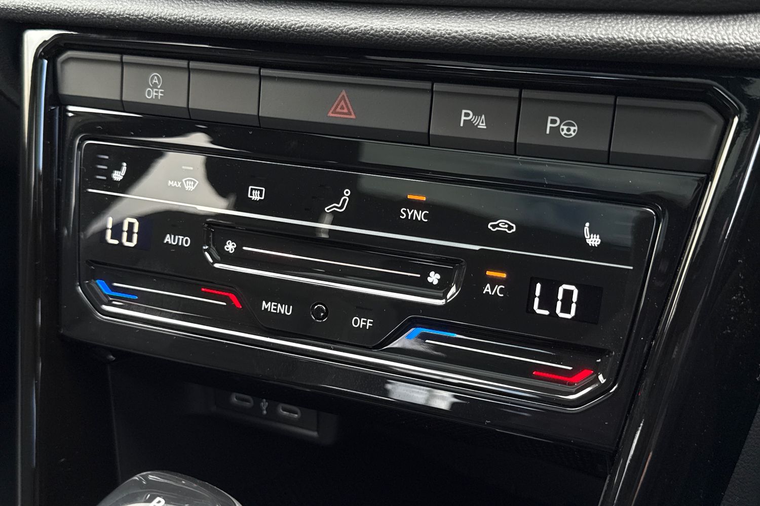 Used Volkswagen T-Roc 2025 for sale - 75970681: Photo 21