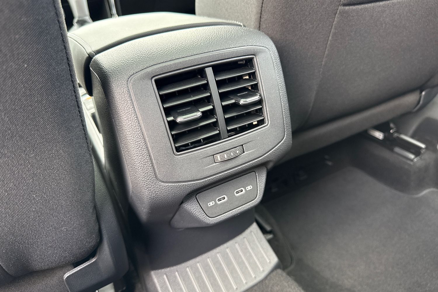 Used Volkswagen T-Roc 2025 for sale - 75970681: Photo 35