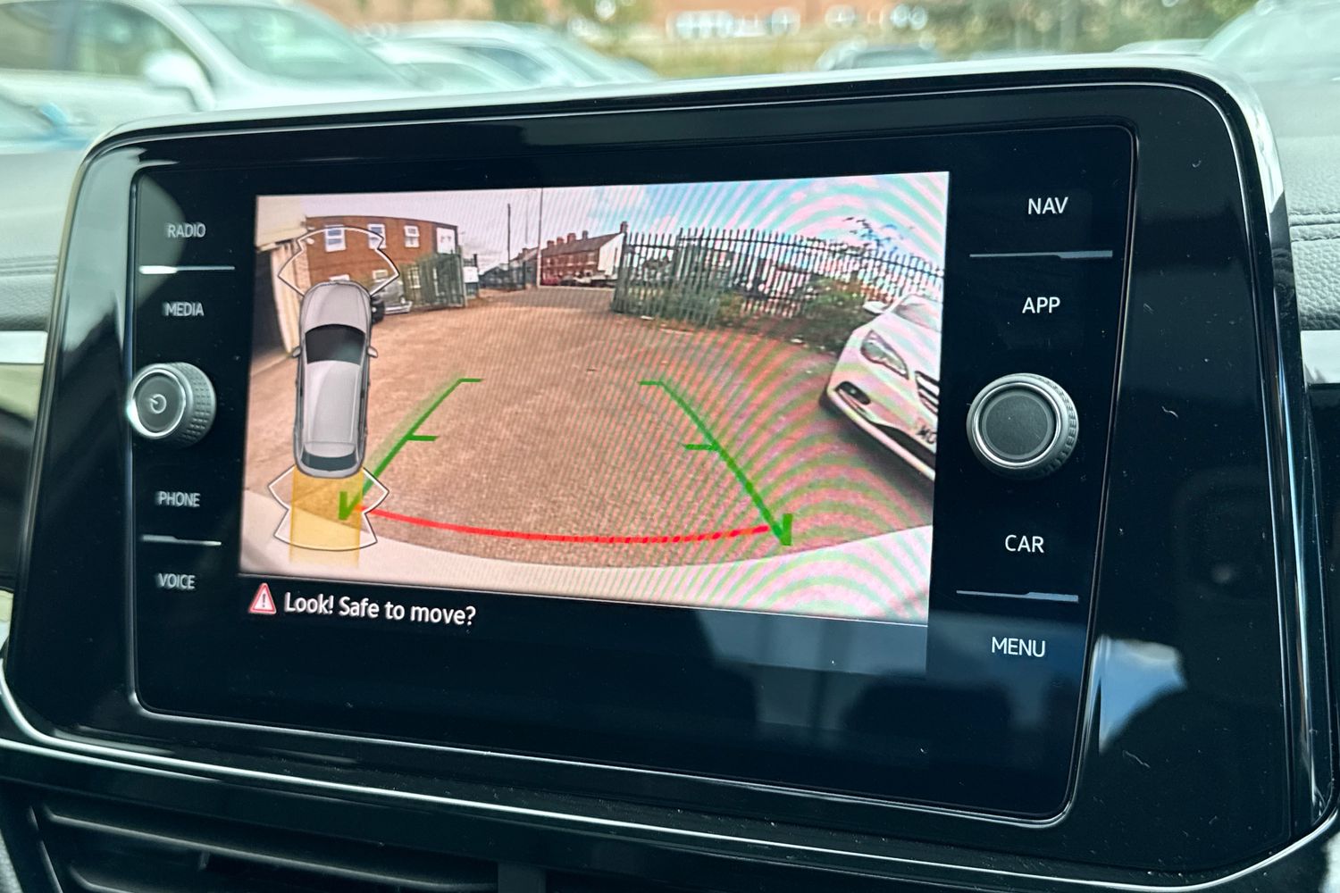 Used Volkswagen T-Roc 2025 for sale - 75970681: Photo 45