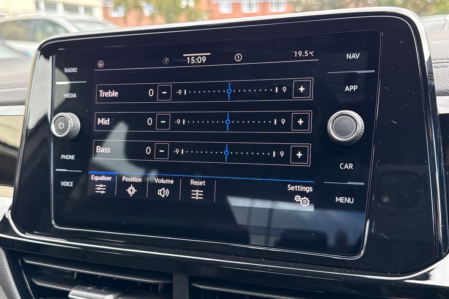 Used Volkswagen T-Roc 2025 for sale - 75970681: Photo 53