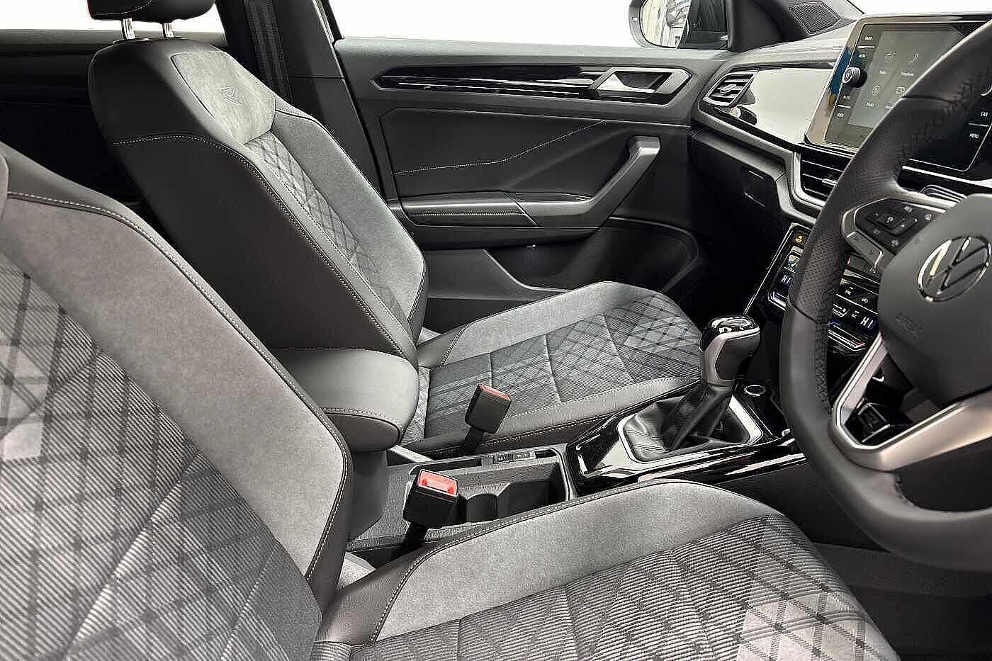 Used Volkswagen T-Roc 2025 for sale - 77152647: Photo 10