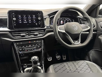 Used Volkswagen T-Roc 2025 for sale - 79241616: Photo