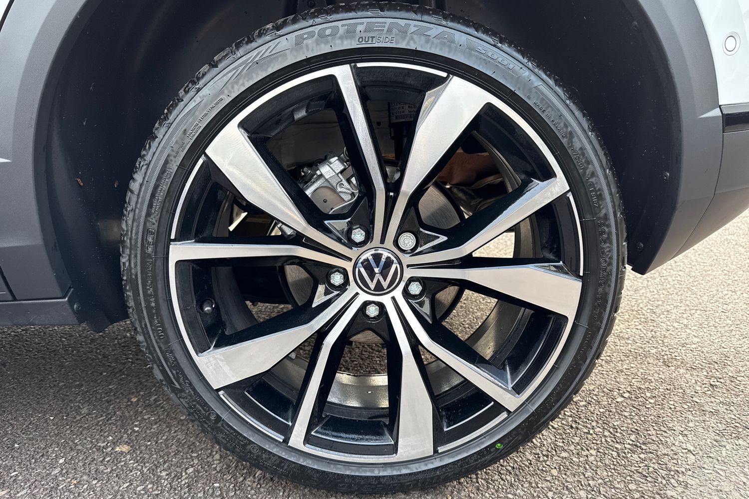 Used Volkswagen T-Roc 2025 for sale - 76395388: Photo 11