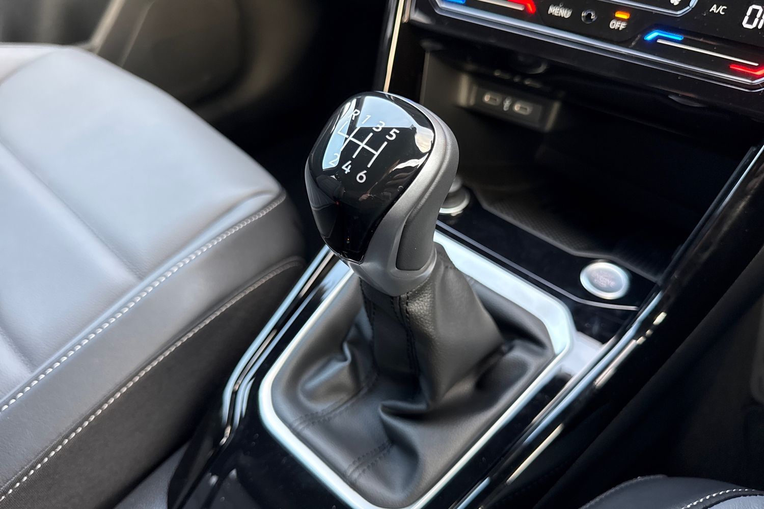 Used Volkswagen T-Roc 2025 for sale - 76395388: Photo 22