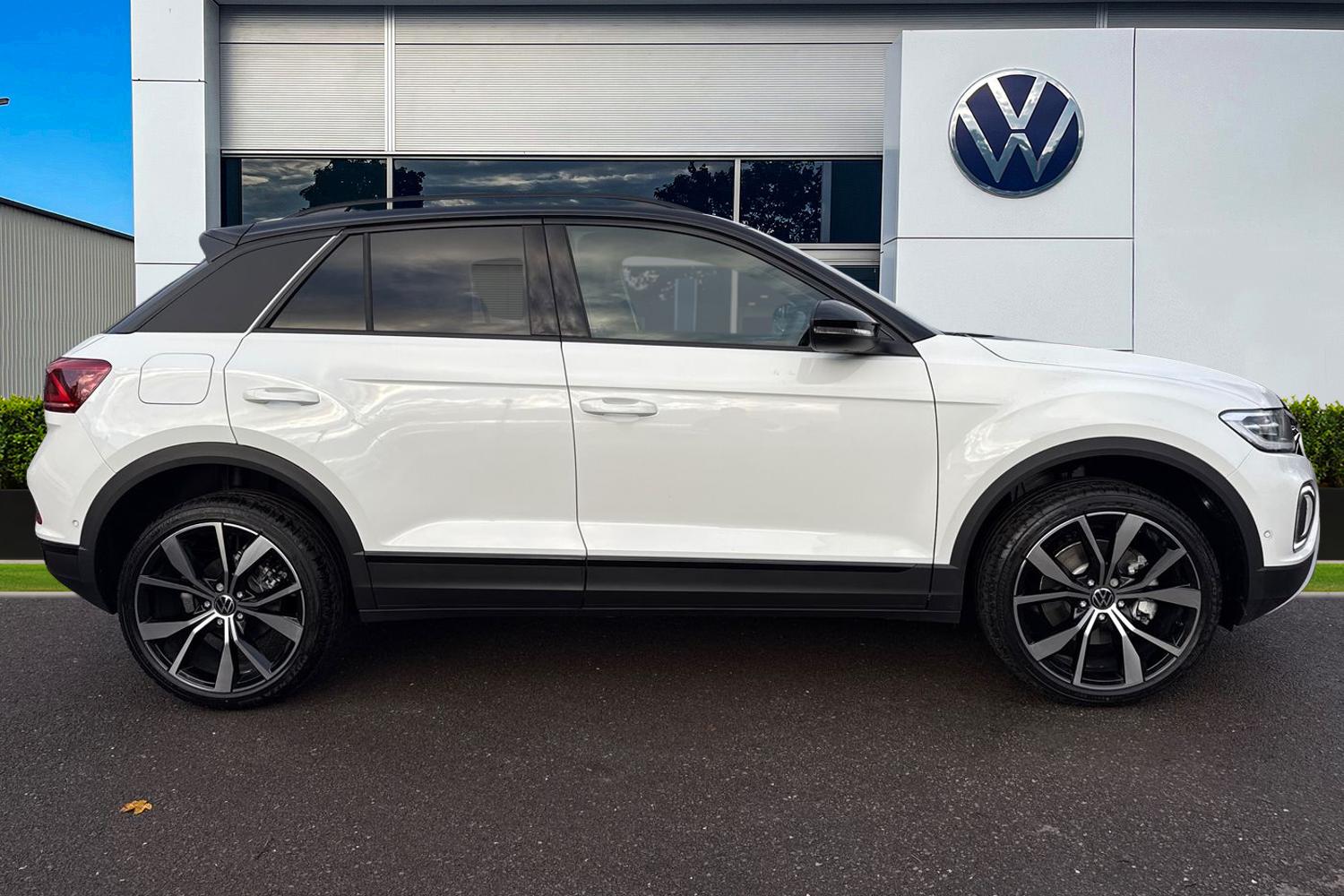 Used Volkswagen T-Roc 2025 for sale - 76395388: Photo 3