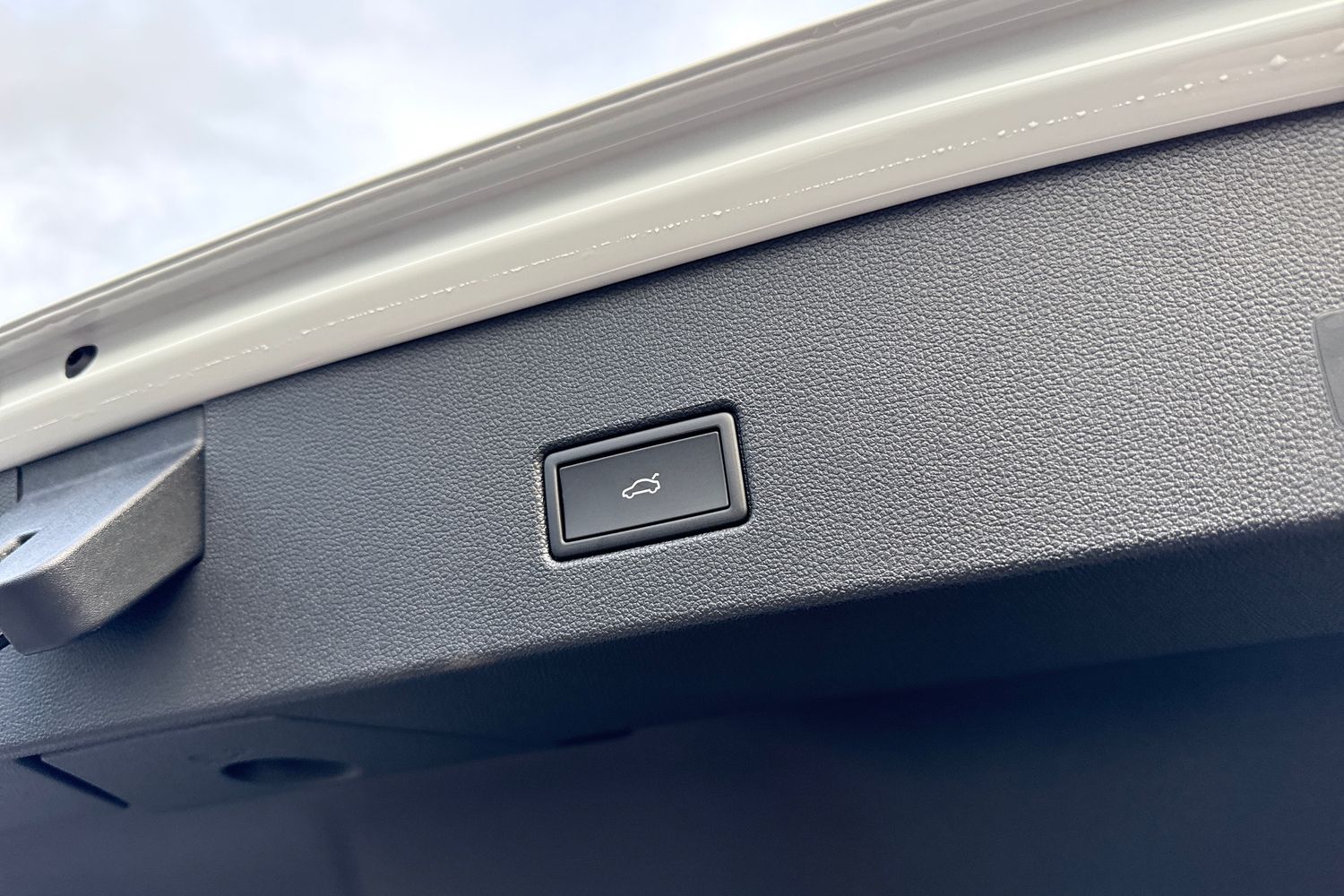 Used Volkswagen T-Roc 2025 for sale - 76395388: Photo 30