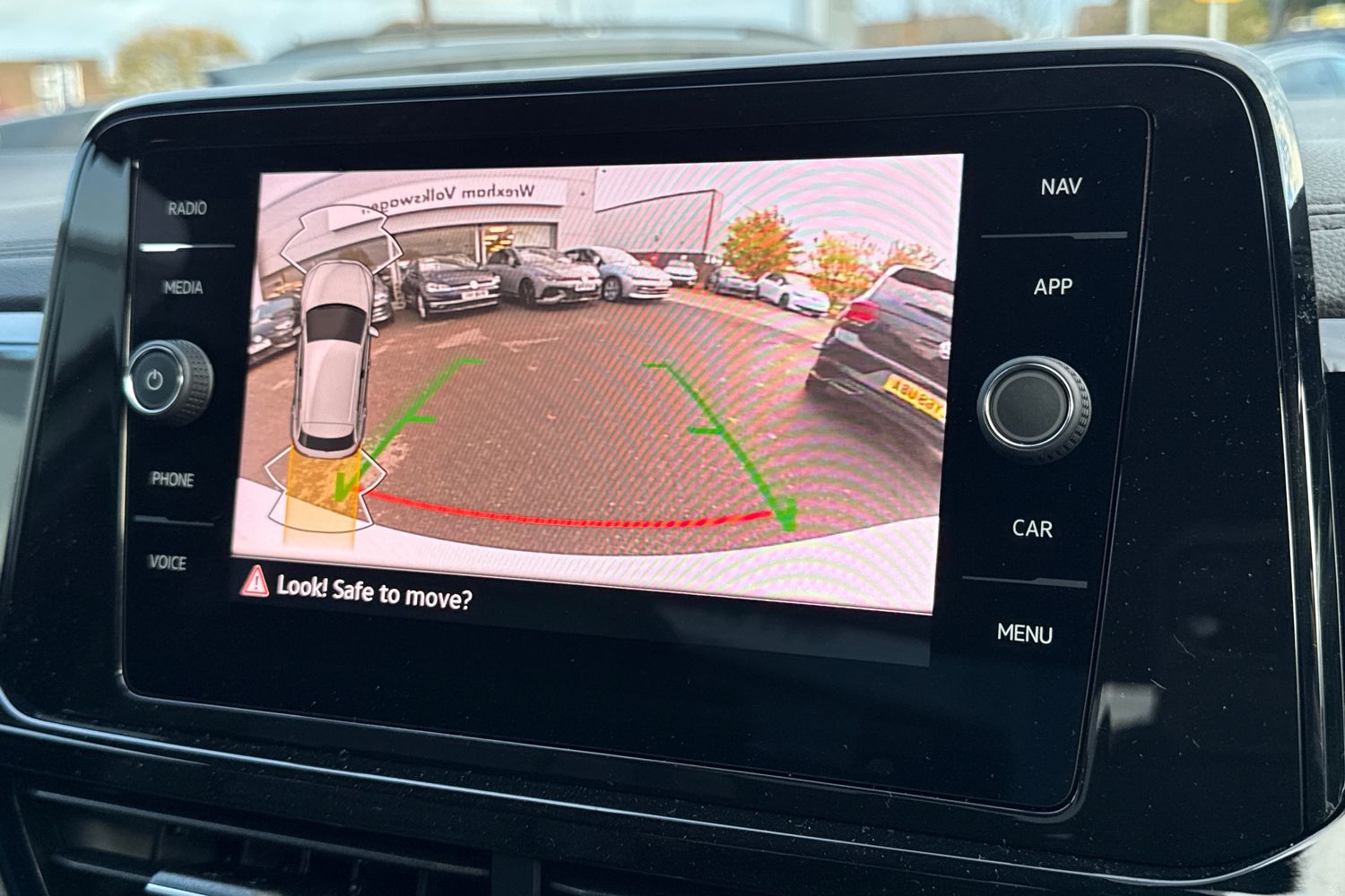 Used Volkswagen T-Roc 2025 for sale - 76395388: Photo 46