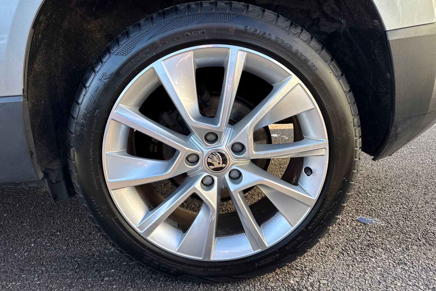 Used Skoda Karoq 2018 for sale - 76697722: Photo 10