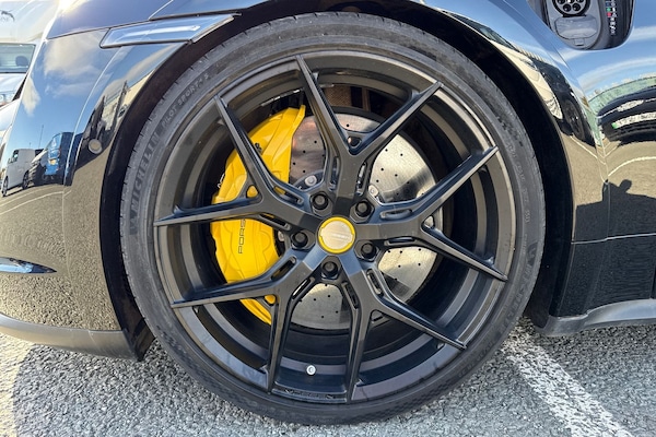 Used Porsche Taycan 2022 for sale - 76102133: Photo 12