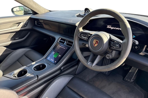 Used Porsche Taycan 2022 for sale - 76102133: Photo 14