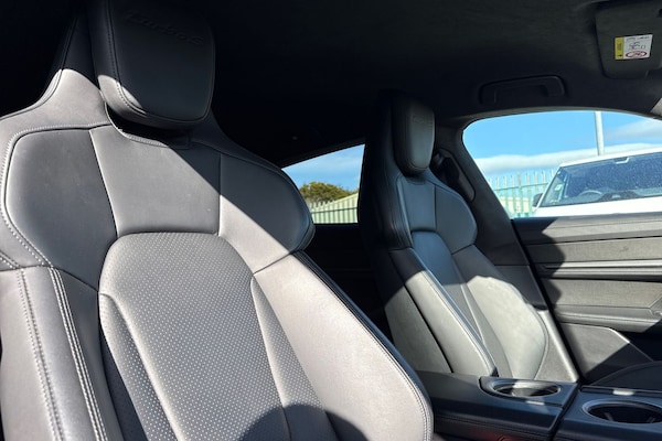 Used Porsche Taycan 2022 for sale - 76102133: Photo 24