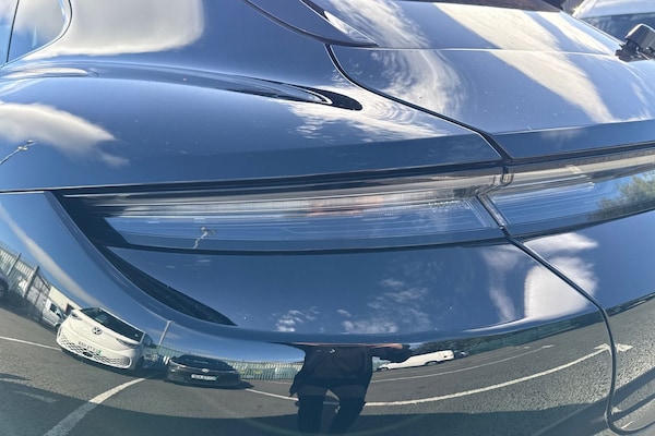 Used Porsche Taycan 2022 for sale - 76102133: Photo 25