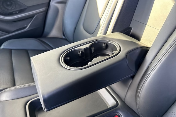 Used Porsche Taycan 2022 for sale - 76102133: Photo 38