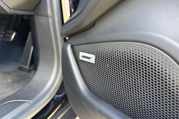 Used Porsche Taycan 2022 for sale - 76102133: Photo 40