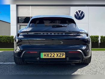 Used Porsche Taycan 2022 for sale - 76102133: Photo 4