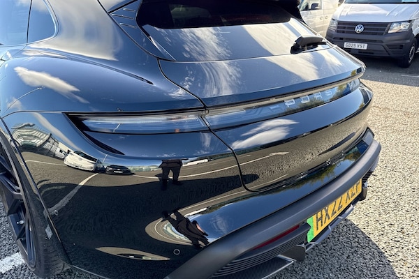Used Porsche Taycan 2022 for sale - 76102133: Photo 8